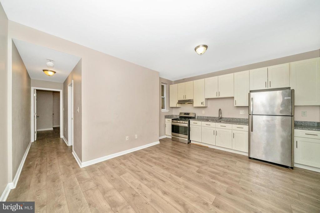 Image 13 of property listing at 1014 W LANVALE ST, Baltimore, MD 21217