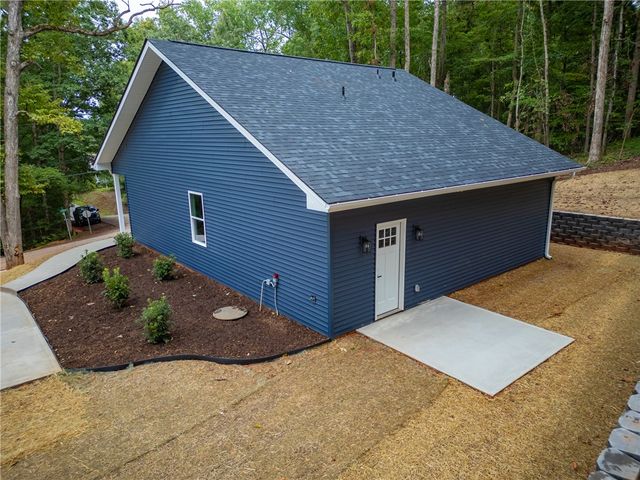 400 Hickory Trail, Westminster, SC 29693