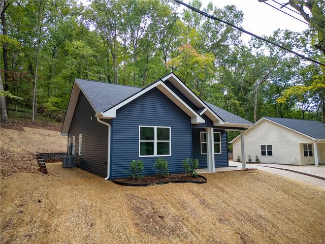 400 Hickory Trail, Westminster, SC 29693