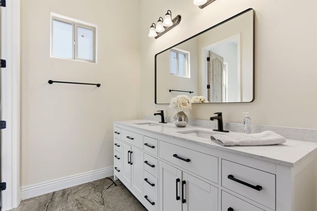 6734 Milpa Alta Road NE, Rio Rancho, NM 87144