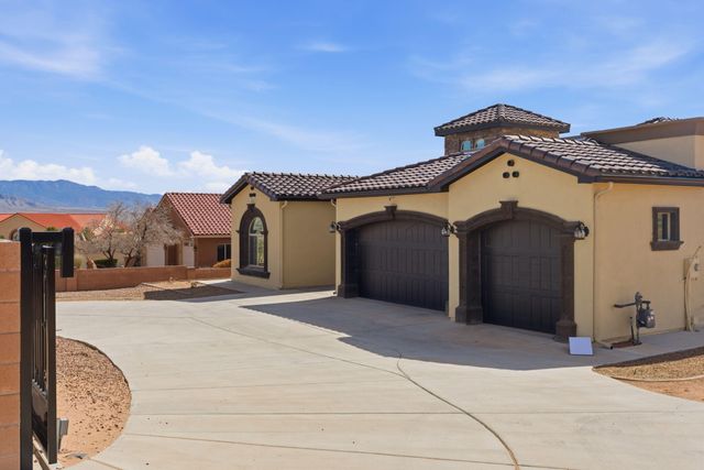 6734 Milpa Alta Road NE, Rio Rancho, NM 87144