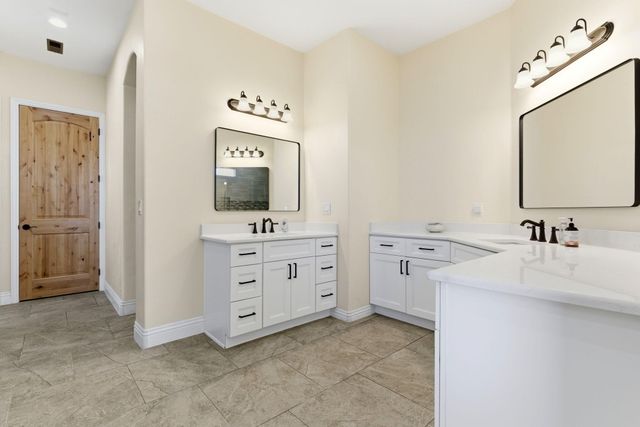 6734 Milpa Alta Road NE, Rio Rancho, NM 87144