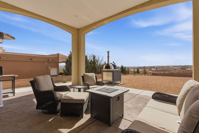 6734 Milpa Alta Road NE, Rio Rancho, NM 87144