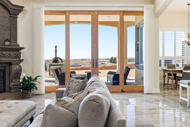 6734 Milpa Alta Road NE, Rio Rancho, NM 87144