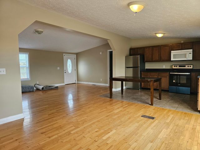 420 Bluebank Road, Morehead, KY 40351