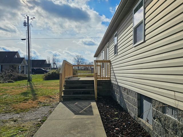 420 Bluebank Road, Morehead, KY 40351