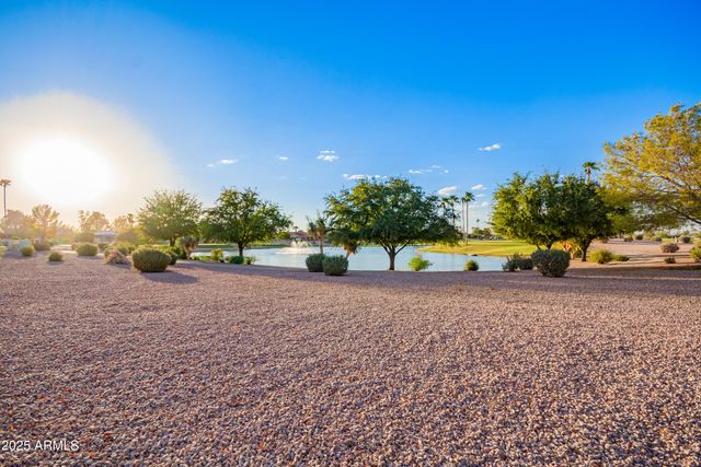 9714 E COCHISE Place, Sun Lakes, AZ 85248