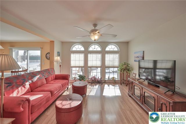 742 Biltmore Avenue, Easton, PA 18040