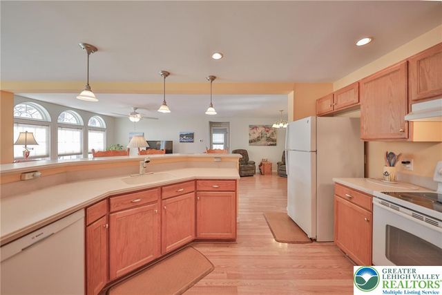 742 Biltmore Avenue, Easton, PA 18040