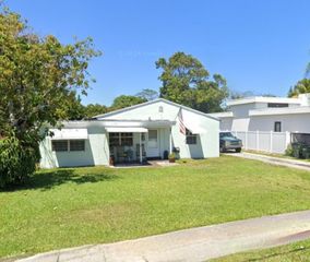 243 NE 14th Street, Delray Beach, FL 33444