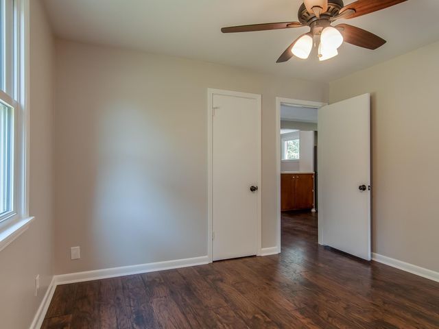 202 Pleasant Dr, Columbia, TN 38401