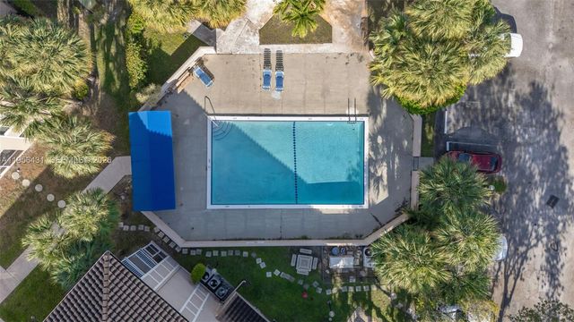 10145 W Atlantic Blvd L3, Coral Springs, FL 33071