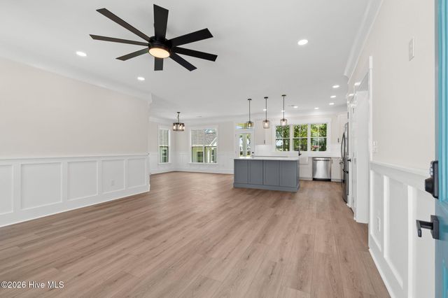 1686 E Magnolia Court SW, Ocean Isle Beach, NC 28469