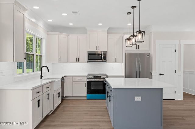 1686 E Magnolia Court SW, Ocean Isle Beach, NC 28469