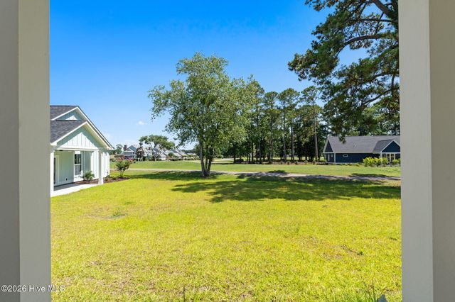1686 E Magnolia Court SW, Ocean Isle Beach, NC 28469