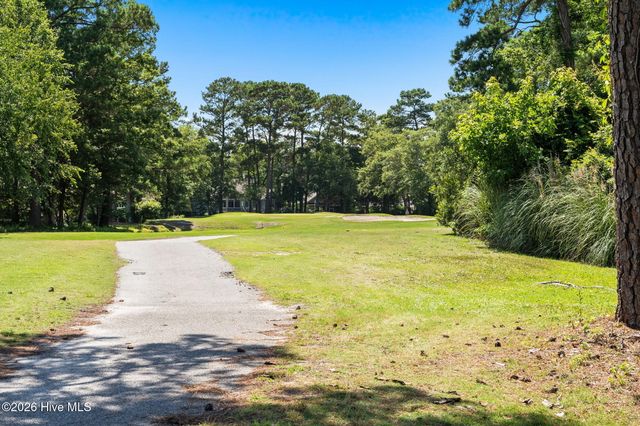1686 E Magnolia Court SW, Ocean Isle Beach, NC 28469