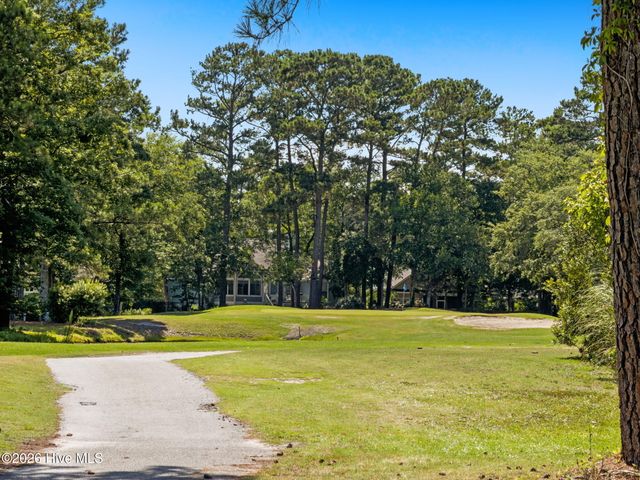 1686 E Magnolia Court SW, Ocean Isle Beach, NC 28469