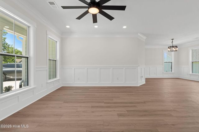 1686 E Magnolia Court SW, Ocean Isle Beach, NC 28469