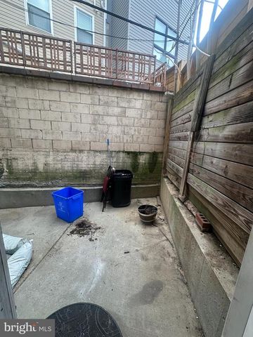 1611 FRANKFORD AVE, Philadelphia, PA 19125