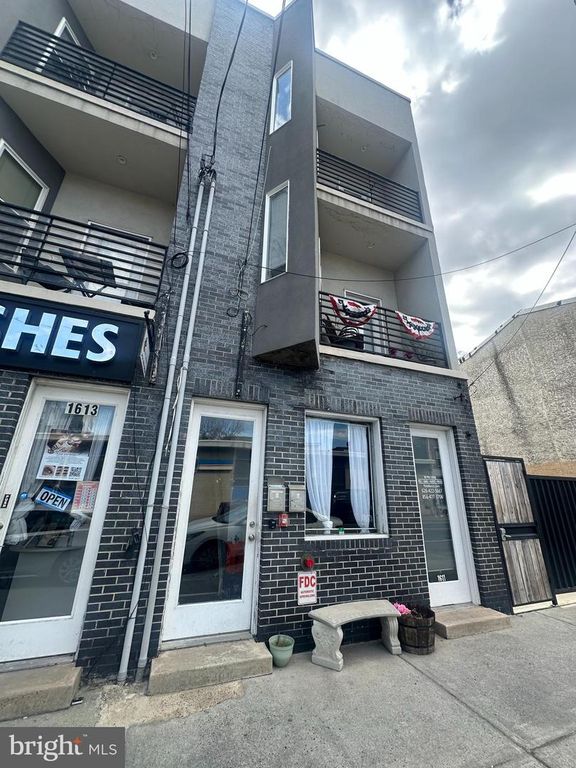 1611 FRANKFORD AVE, Philadelphia, PA 19125