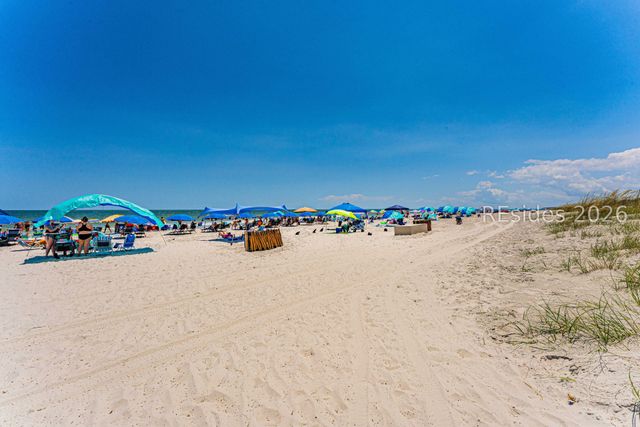 23 S Forest Beach Dr Apt 108, Hilton Head Island, SC 29928