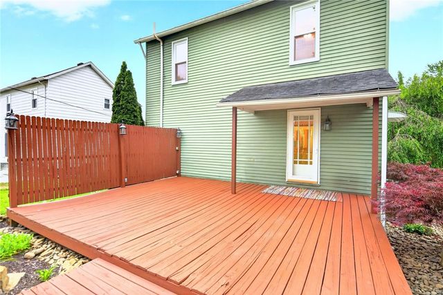 110 Ringneck Lane, Hempfield Twp, PA 15642