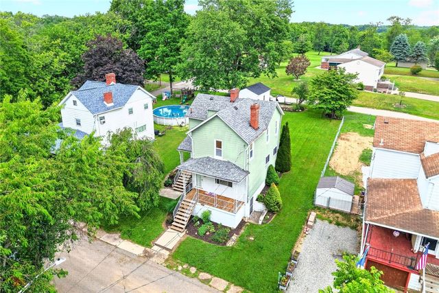 110 Ringneck Lane, Hempfield Twp, PA 15642