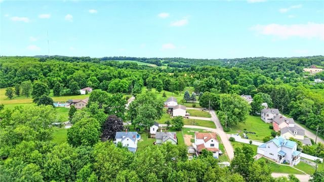 110 Ringneck Lane, Hempfield Twp, PA 15642