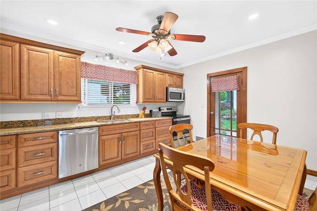 110 Ringneck Lane, Hempfield Twp, PA 15642