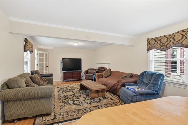 2163 Wilbraham Rd, Springfield, MA 01129