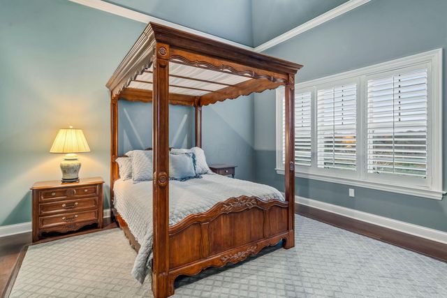 5735 Newbank Circle, 303 303, Dublin, OH 43017