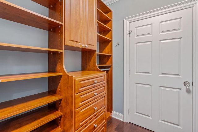 5735 Newbank Circle, 303 303, Dublin, OH 43017