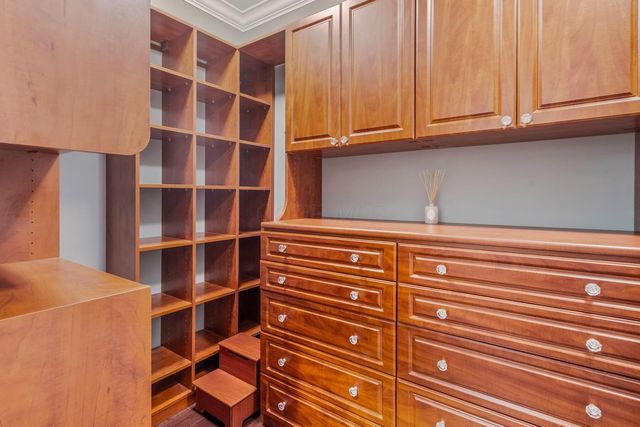 5735 Newbank Circle, 303 303, Dublin, OH 43017