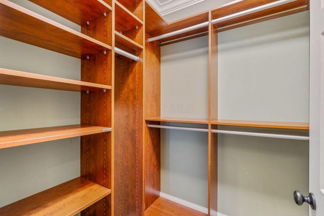 5735 Newbank Circle, 303 303, Dublin, OH 43017