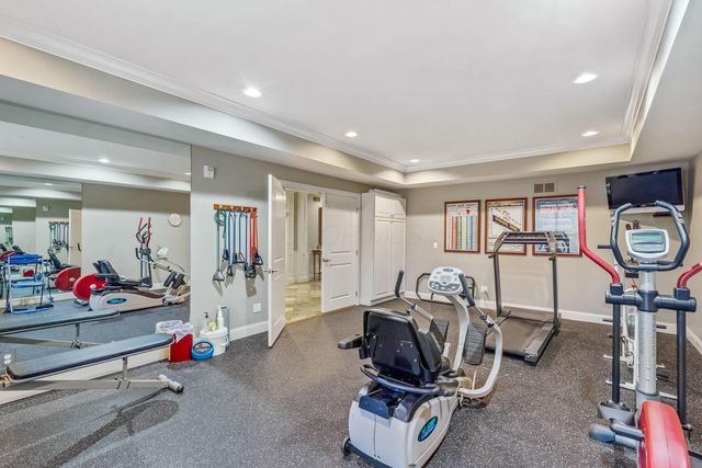 5735 Newbank Circle, 303 303, Dublin, OH 43017