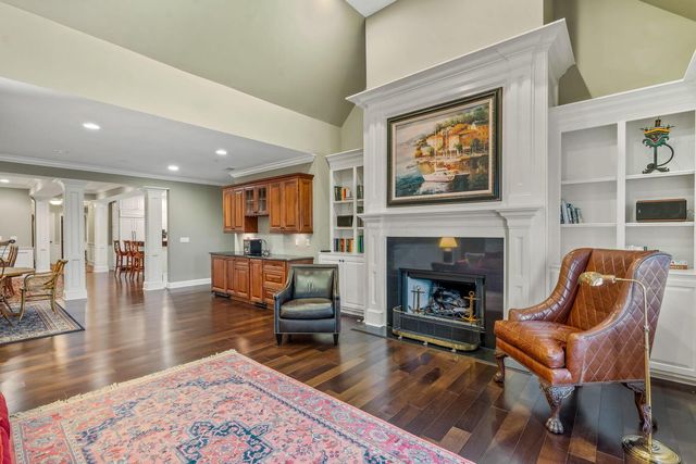 5735 Newbank Circle, 303 303, Dublin, OH 43017