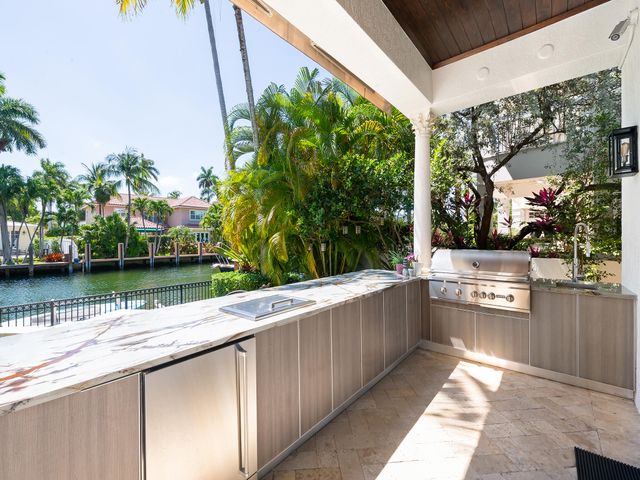 441 Royal Plaza Drive, Fort Lauderdale, FL 33301