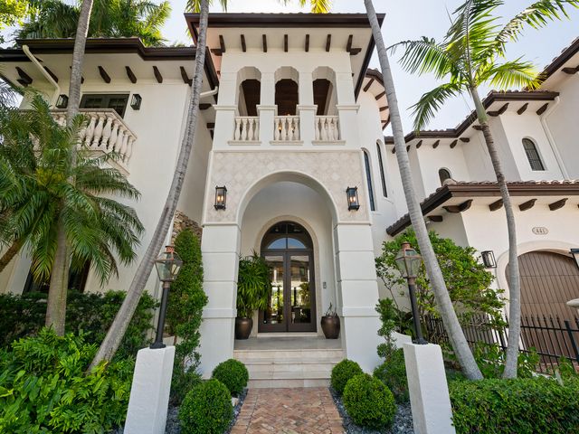 441 Royal Plaza Drive, Fort Lauderdale, FL 33301