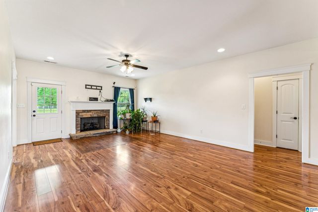 35 SMITH GLEN DRIVE, Springville, AL 35146