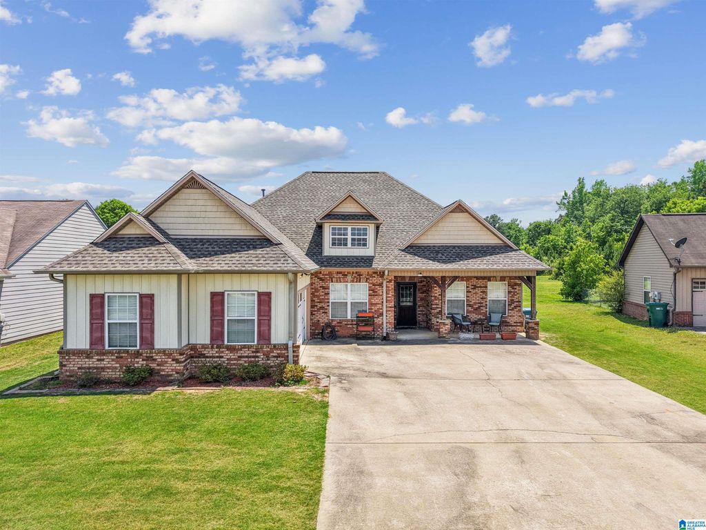 35 SMITH GLEN DRIVE, Springville, AL 35146