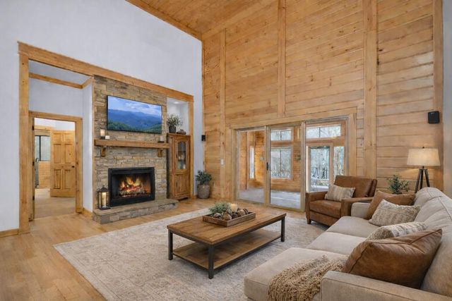 1950 Saint Andrews Way, Jasper, GA 30143