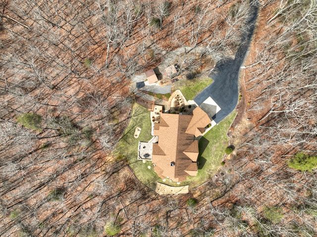 1950 Saint Andrews Way, Jasper, GA 30143