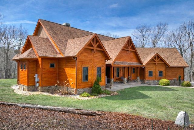 1950 Saint Andrews Way, Jasper, GA 30143