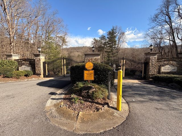 1950 Saint Andrews Way, Jasper, GA 30143