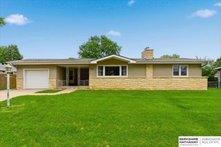 8209 S 40th Street, Bellevue, NE 68147