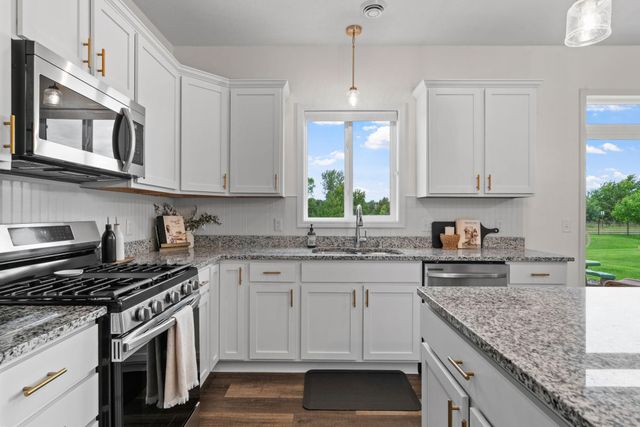 8887 152nd Lane NW, Ramsey, MN 55303