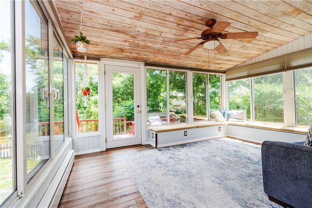 41 Mount View Avenue, North Kingstown, RI 02852