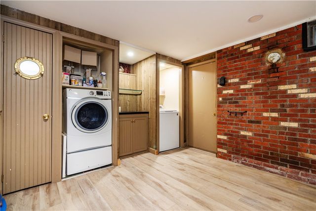 41 Mount View Avenue, North Kingstown, RI 02852