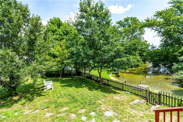 41 Mount View Avenue, North Kingstown, RI 02852