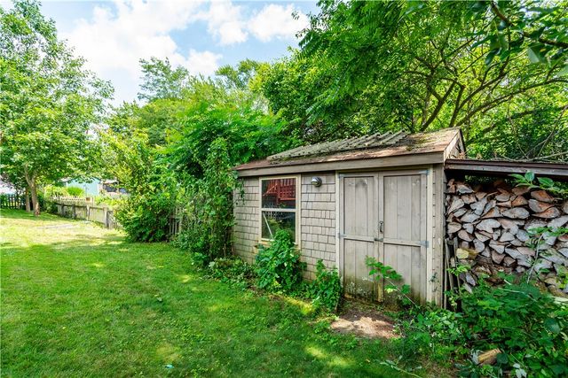 41 Mount View Avenue, North Kingstown, RI 02852